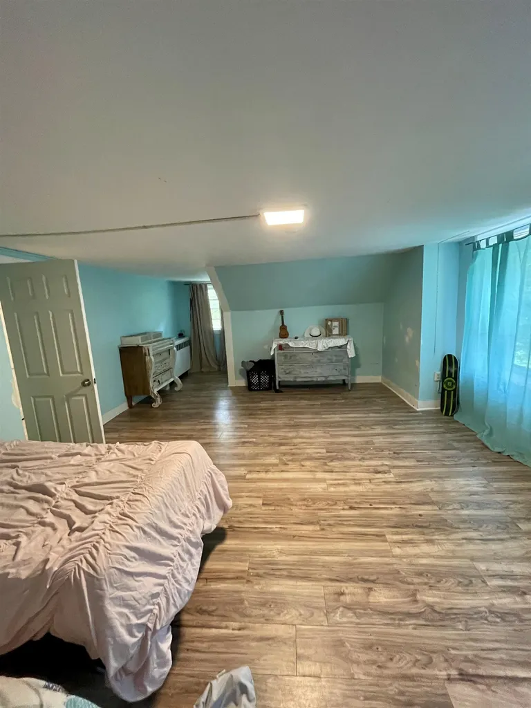 8 Fairview Avenue Windsor VT 05089