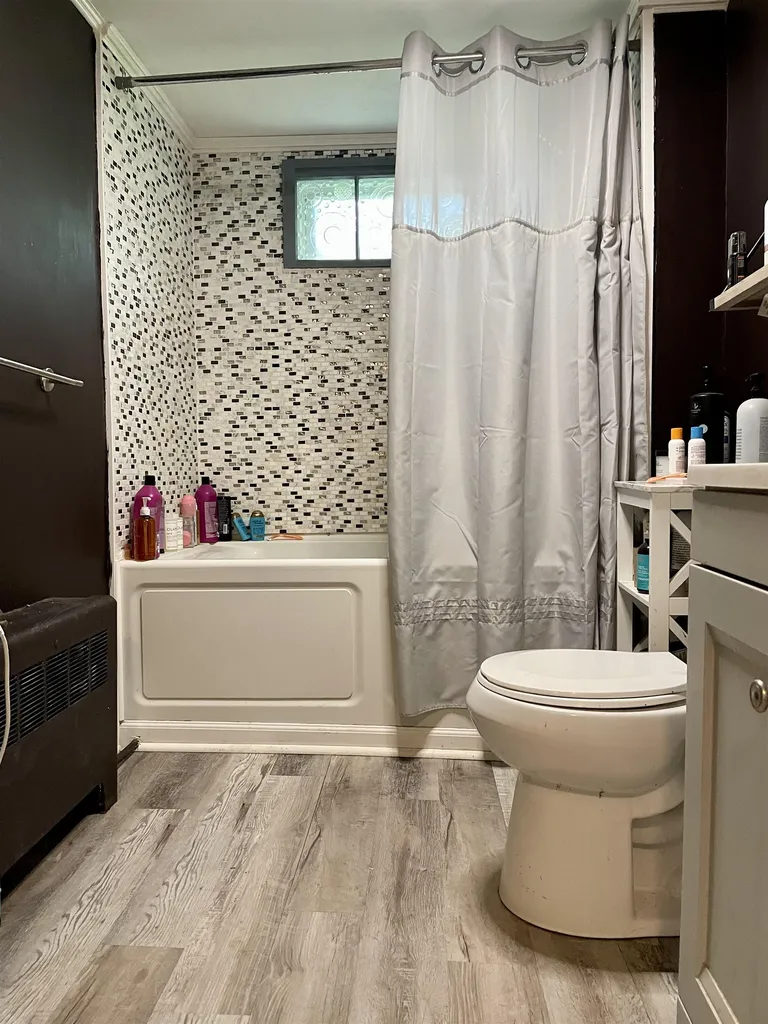 8 Fairview Avenue Windsor VT 05089