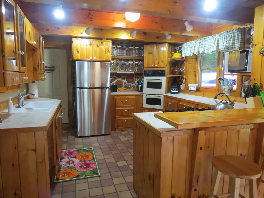 80 Sam Plummer Road Milton NH 03851