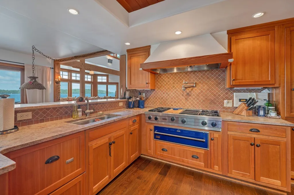 14 Broadview Terrace Gilford NH 03249