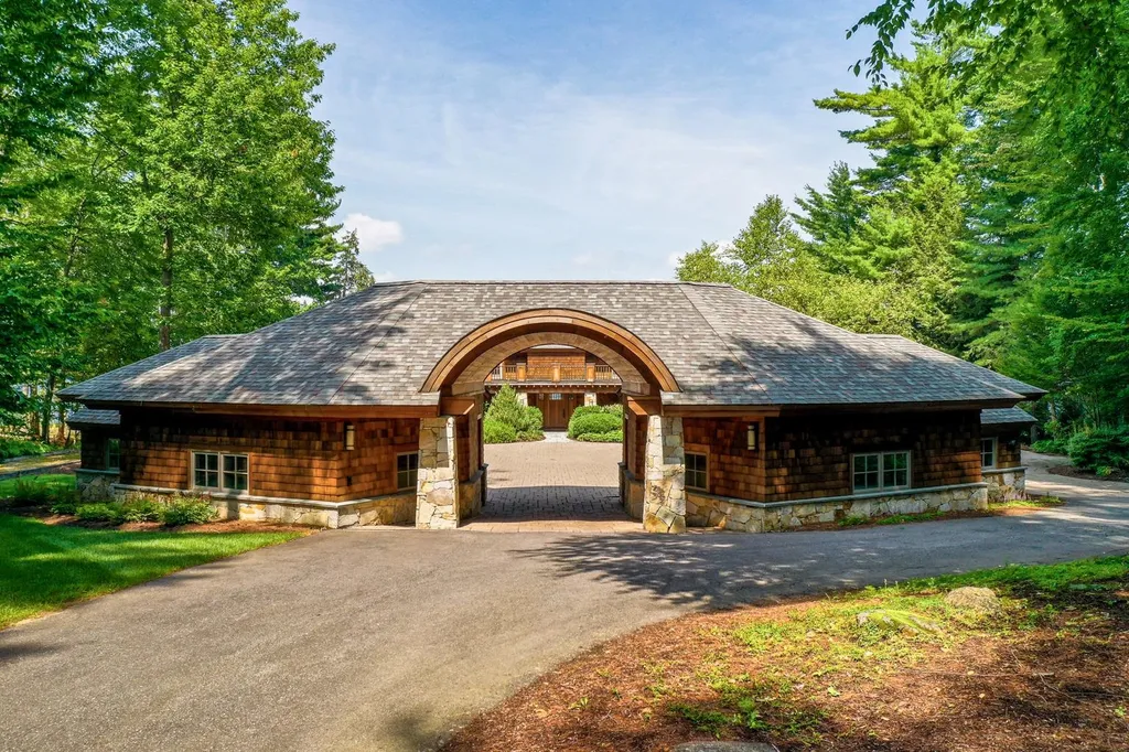 14 Broadview Terrace Gilford NH 03249