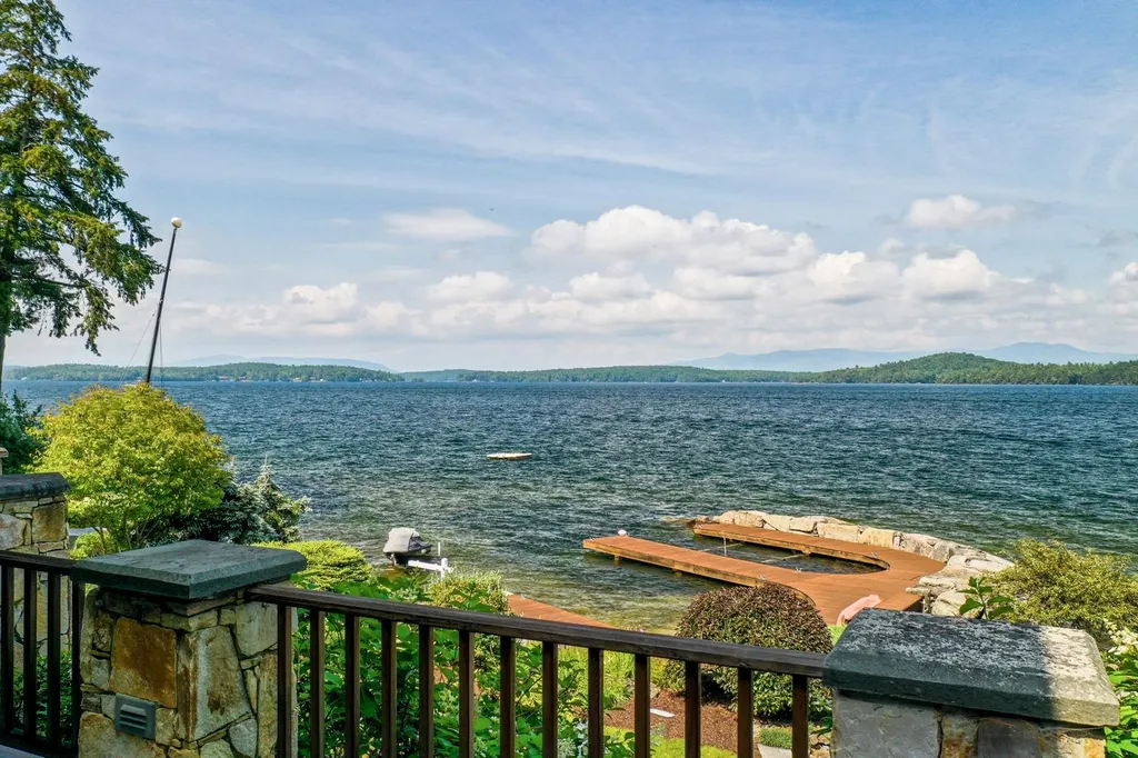 14 Broadview Terrace Gilford NH 03249