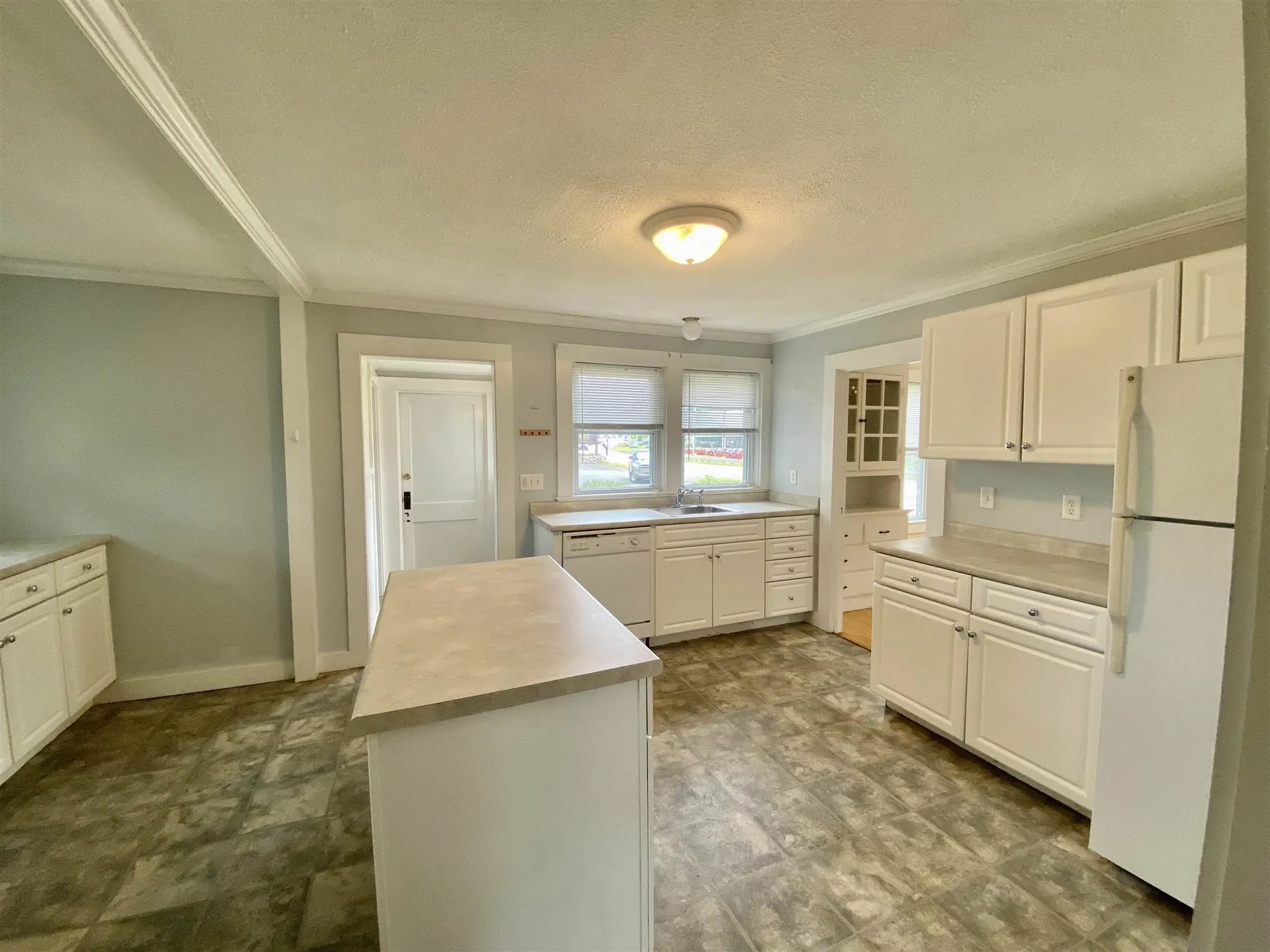 365 Elm Street Milford NH 03055