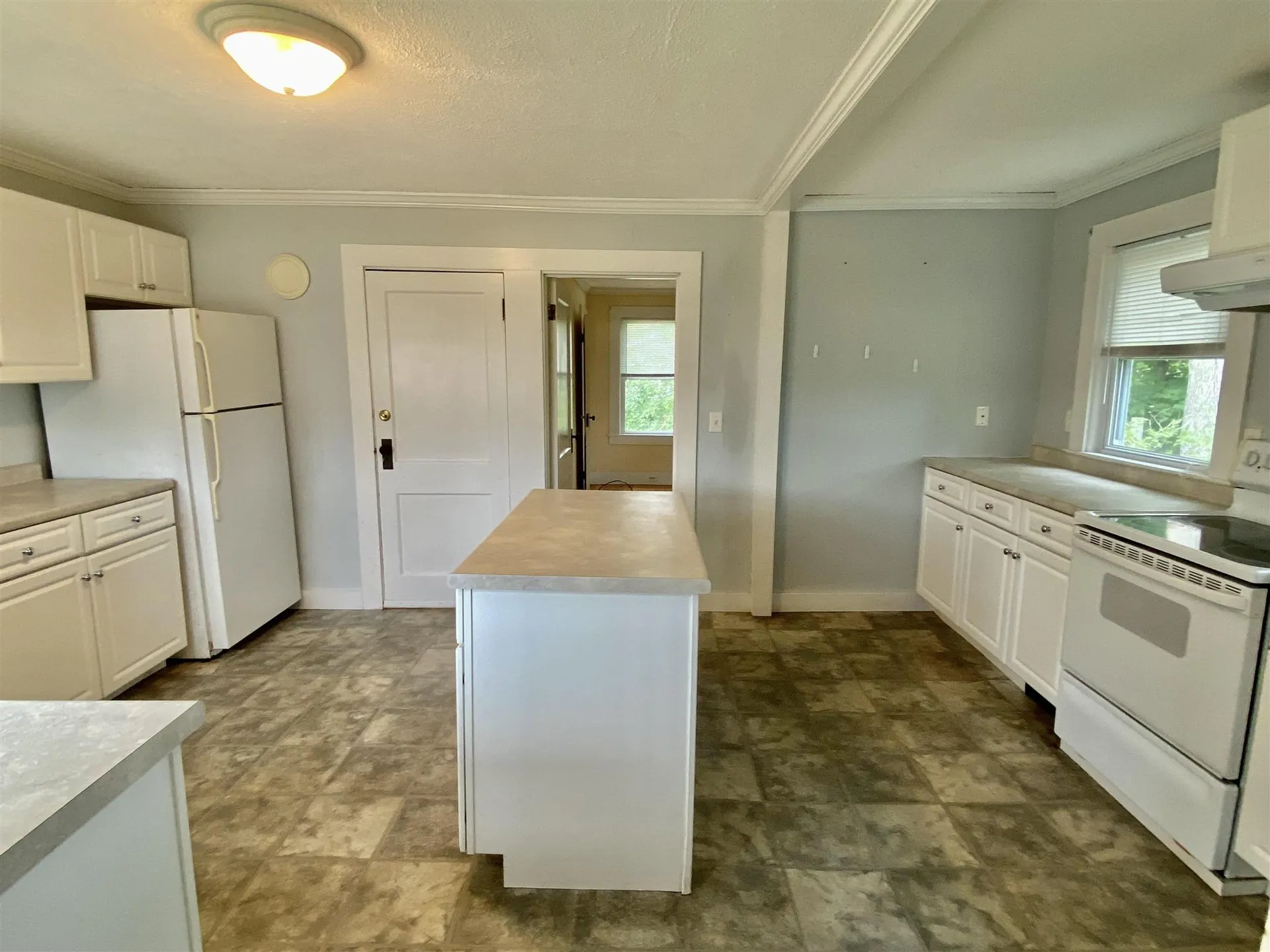 365 Elm Street Milford NH 03055