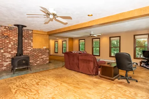 156 Little Mill Road Sandown NH 03873