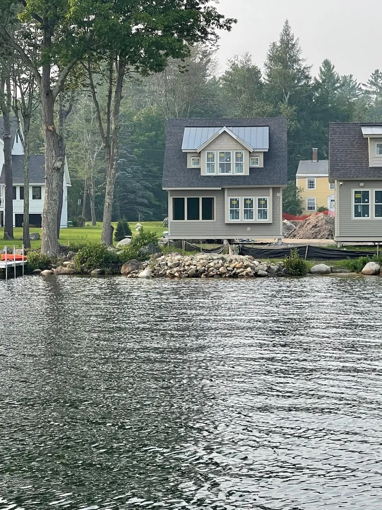 14 Lake Shore Drive Moultonborough NH 03254