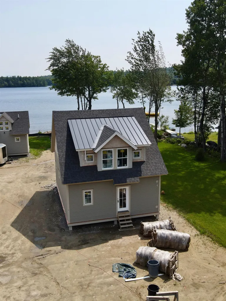 14 Lake Shore Drive Moultonborough NH 03254