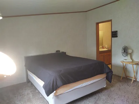 9 Parkwood Drive Allenstown NH 03275-2247