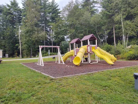 9 Parkwood Drive Allenstown NH 03275-2247
