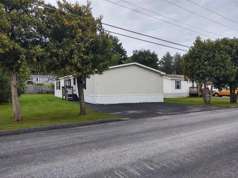 9 Parkwood Drive Allenstown NH 03275-2247