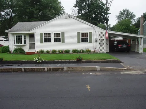 113 S Porter Street Manchester NH 03103-3070
