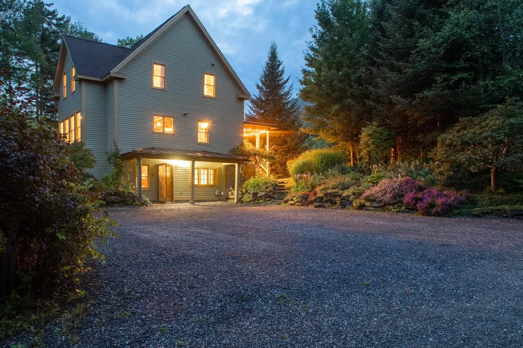 212 Sallies Lane Stowe VT 05672