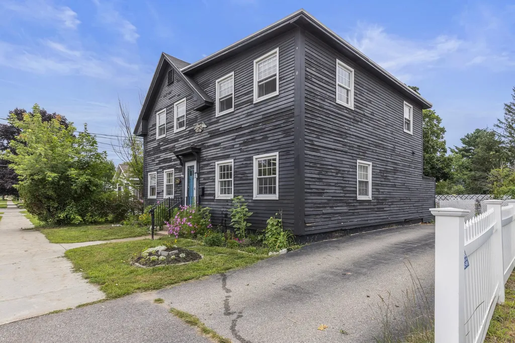 225 N Main Street Rochester NH 03867