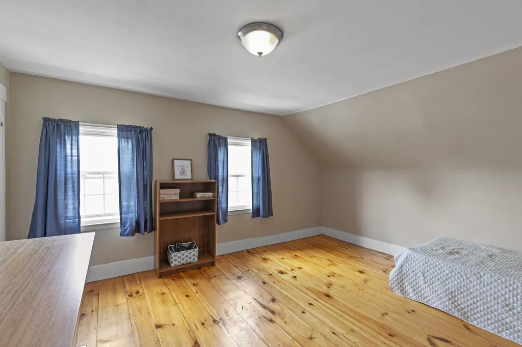 225 N Main Street Rochester NH 03867