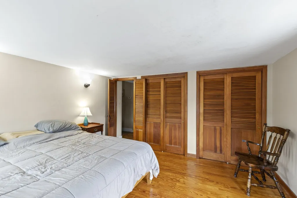 225 N Main Street Rochester NH 03867