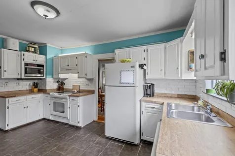 225 N Main Street Rochester NH 03867