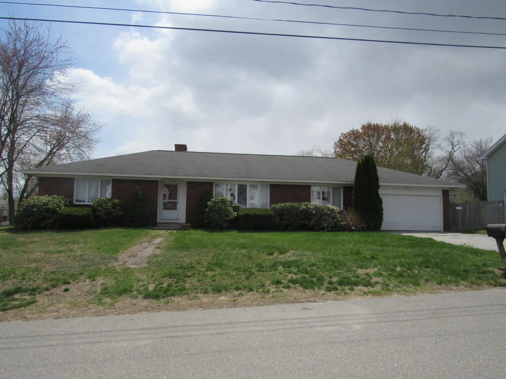 4 West Rosedale Avenue Manchester NH 03103