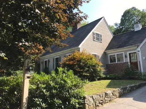 29 Abenaukee Drive Wolfeboro NH 03894