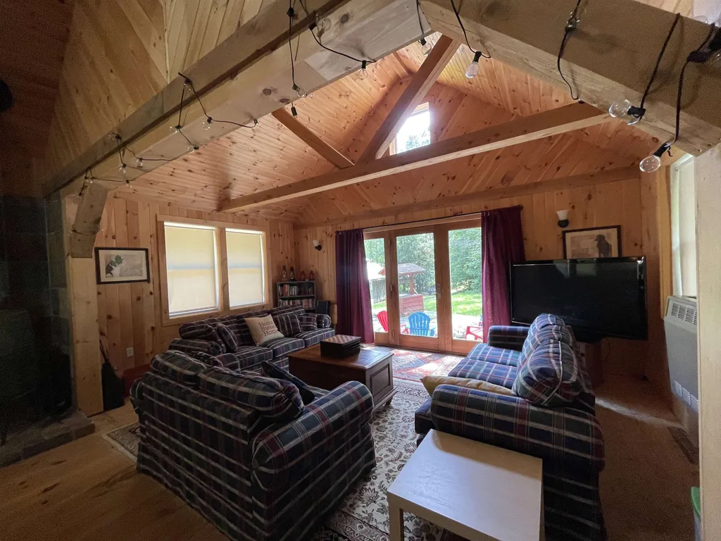 47 Pent Road Roxbury VT 05669