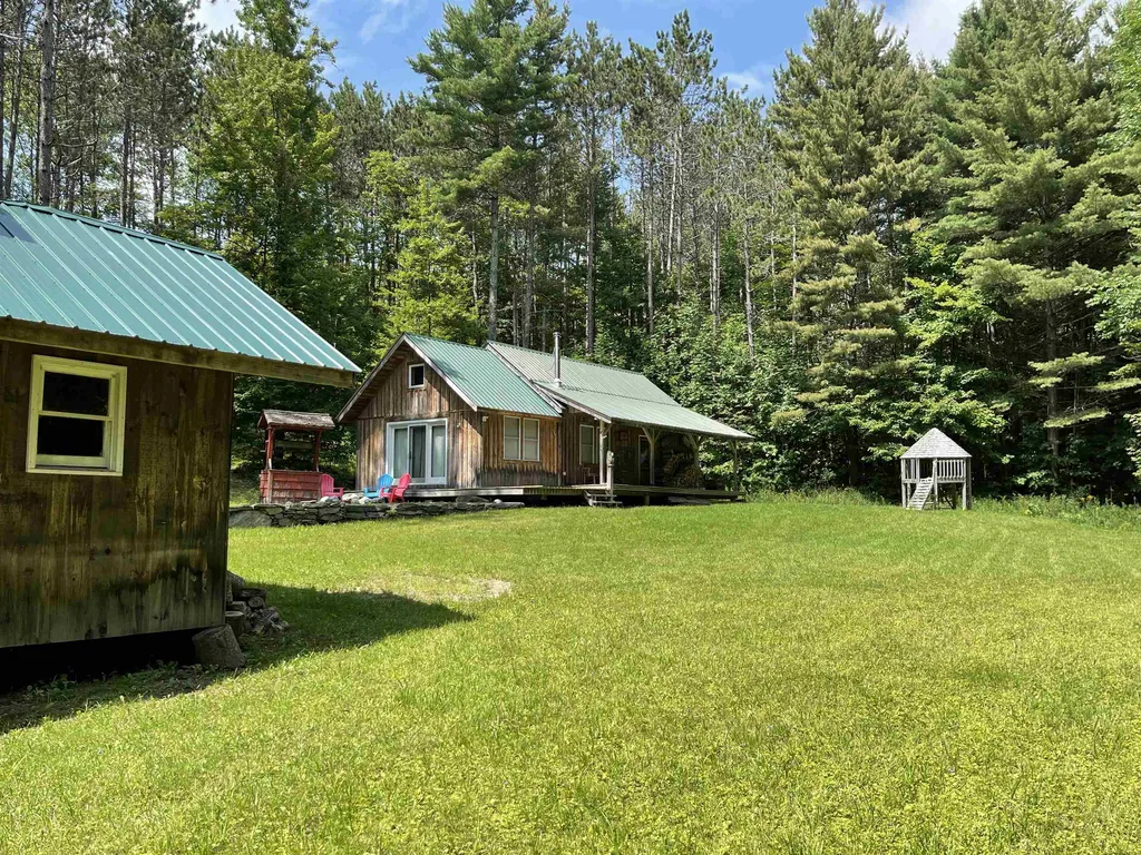 47 Pent Road Roxbury VT 05669
