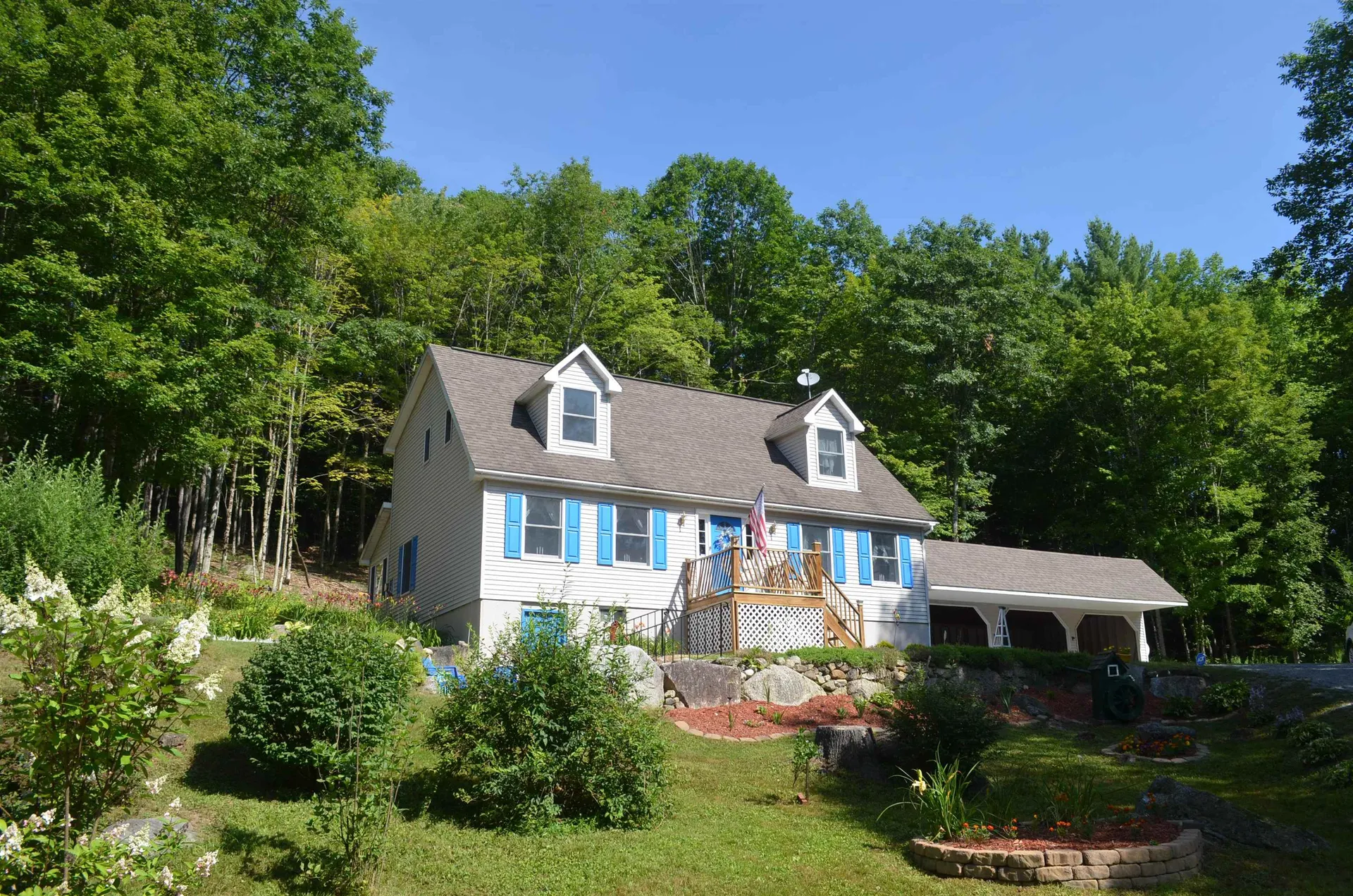 119 Fairgrounds Road Bradford NH 03221