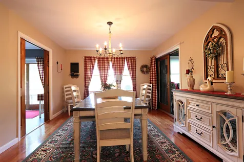 66 Morgan Circle St. Johnsbury VT 05819