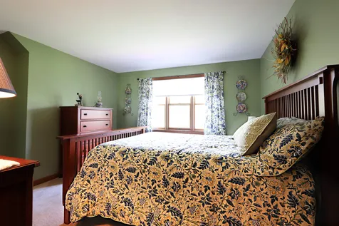 66 Morgan Circle St. Johnsbury VT 05819