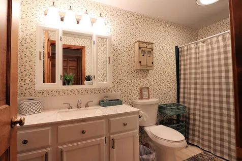 66 Morgan Circle St. Johnsbury VT 05819