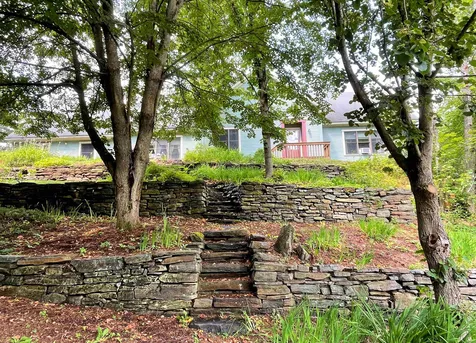66 Morgan Circle St. Johnsbury VT 05819