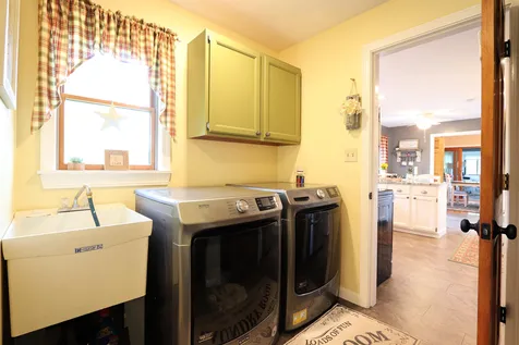 66 Morgan Circle St. Johnsbury VT 05819