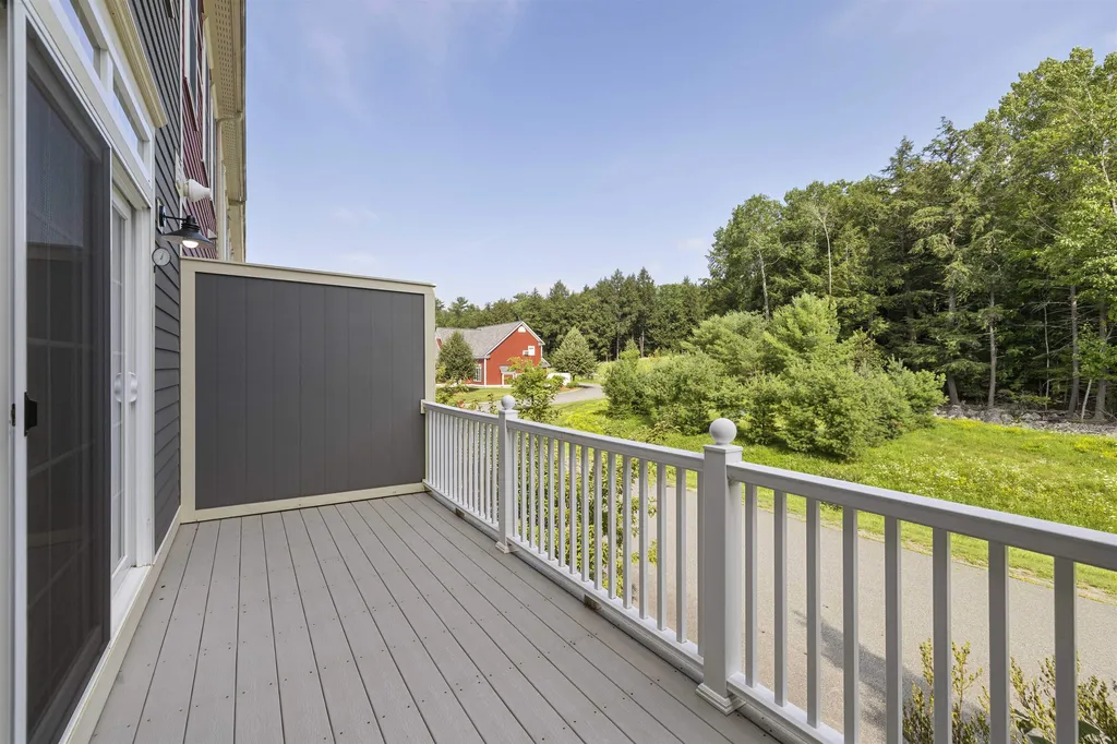 25 Forest Edge Drive Hanover NH 03755