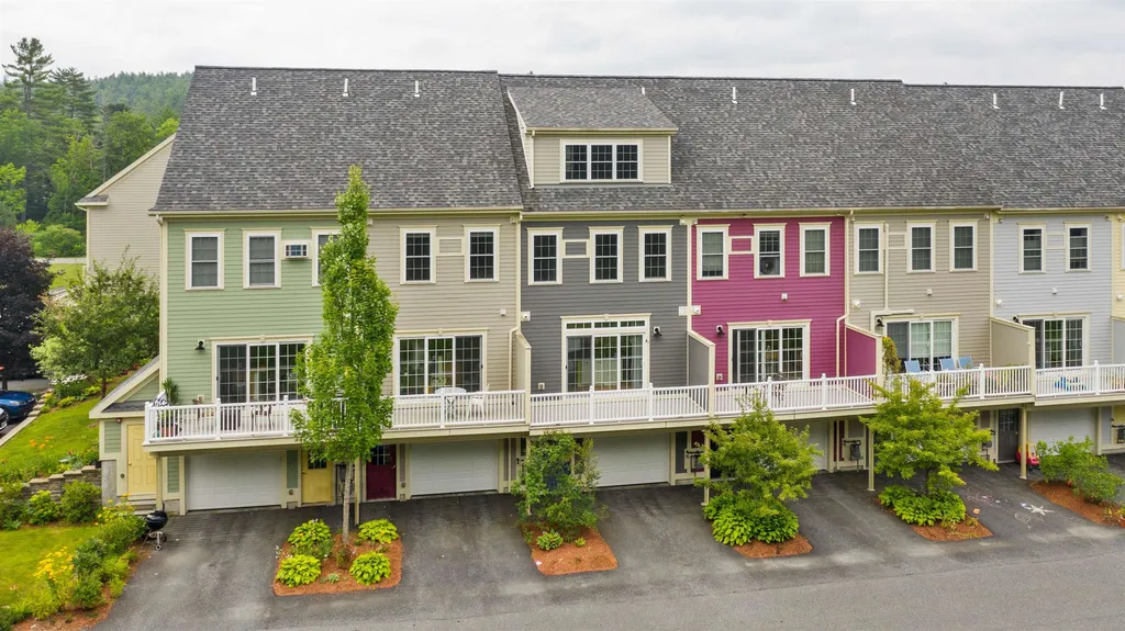 25 Forest Edge Drive Hanover NH 03755