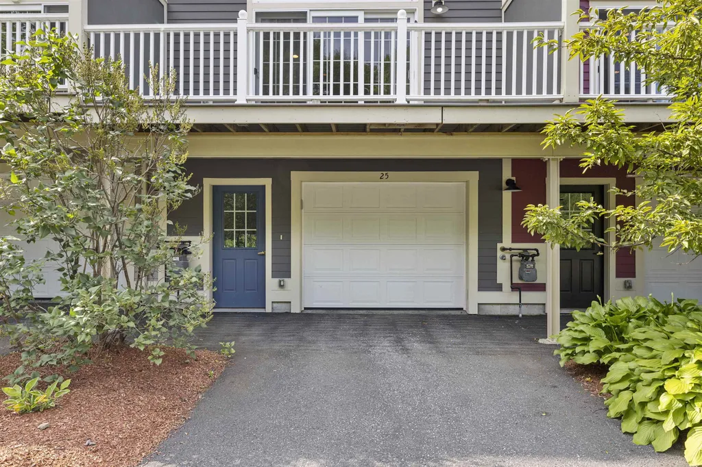 25 Forest Edge Drive Hanover NH 03755