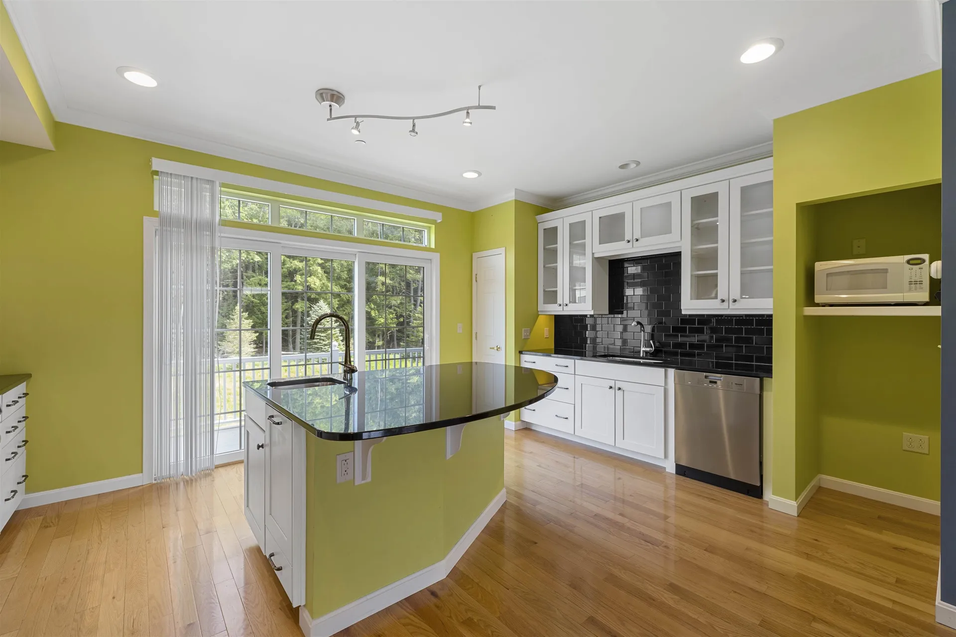 25 Forest Edge Drive Hanover NH 03755