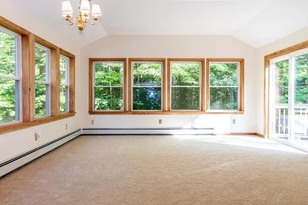 8 Friar Tuck Way Wolfeboro NH 03894