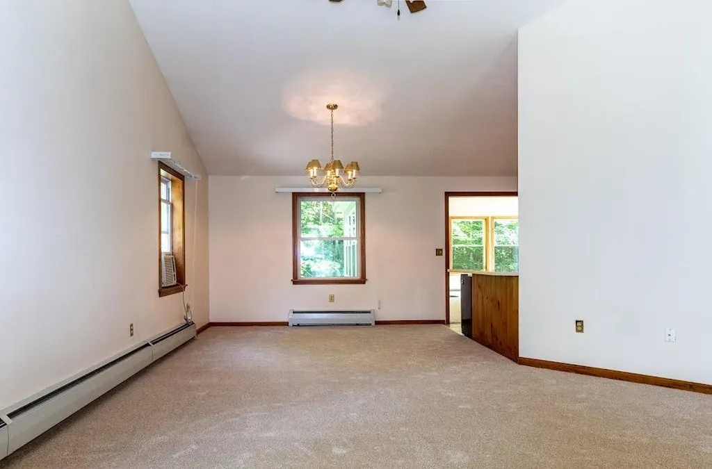 8 Friar Tuck Way Wolfeboro NH 03894