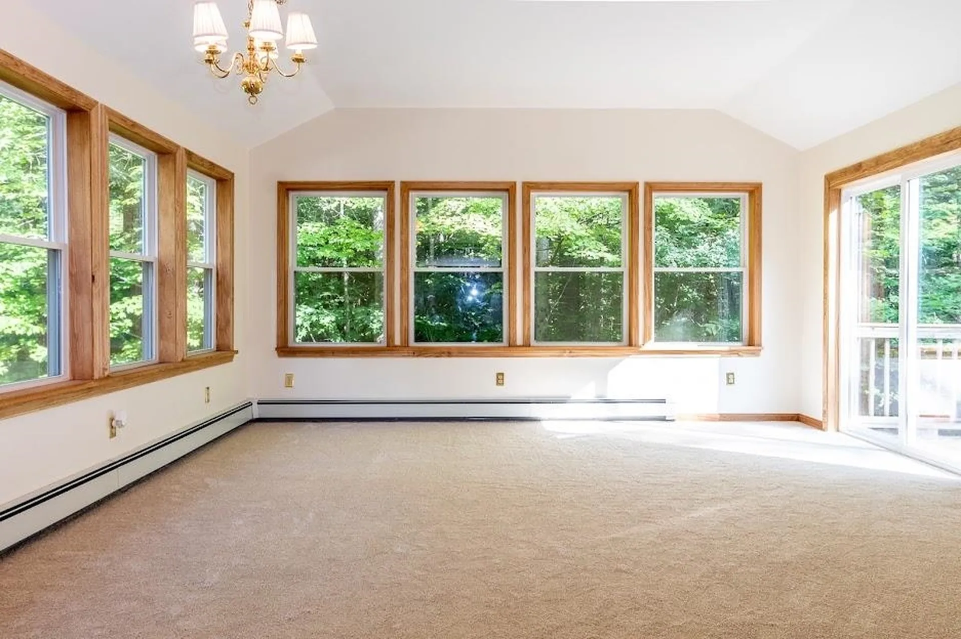 8 Friar Tuck Way Wolfeboro NH 03894