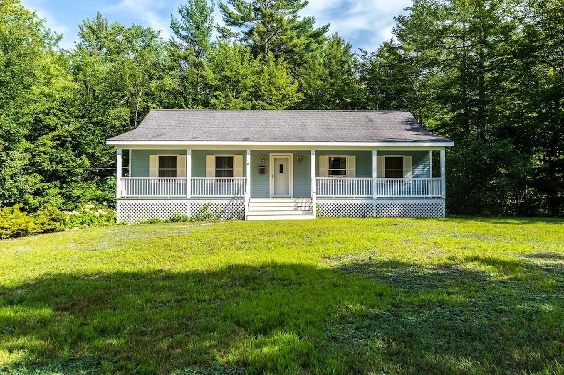 8 Friar Tuck Way Wolfeboro NH 03894