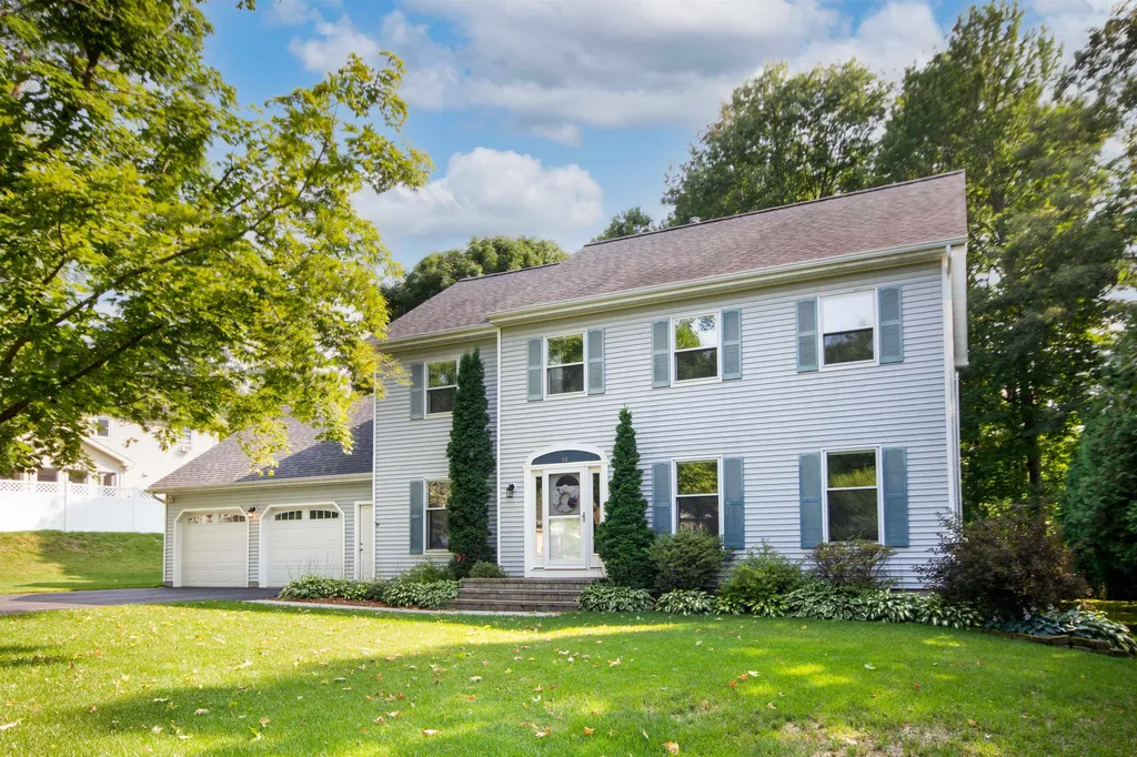 61 Beech Street Essex VT 05452