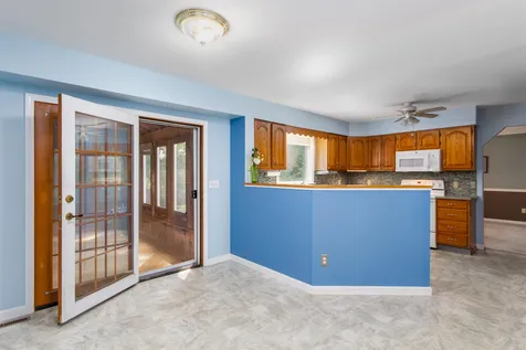 61 Beech Street Essex VT 05452