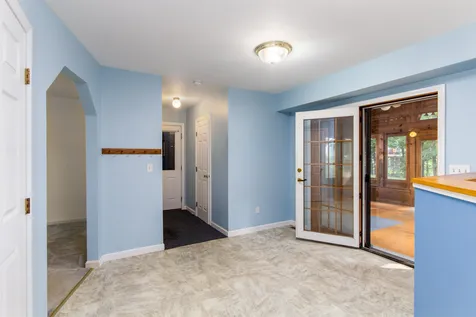61 Beech Street Essex VT 05452