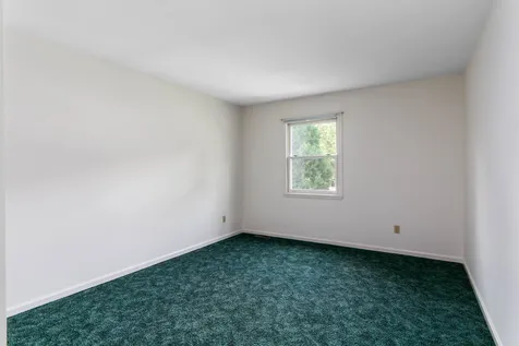 61 Beech Street Essex VT 05452