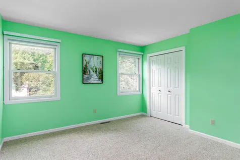 61 Beech Street Essex VT 05452