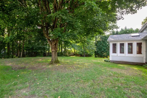 61 Beech Street Essex VT 05452
