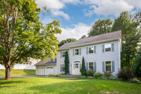 61 Beech Street Essex VT 05452
