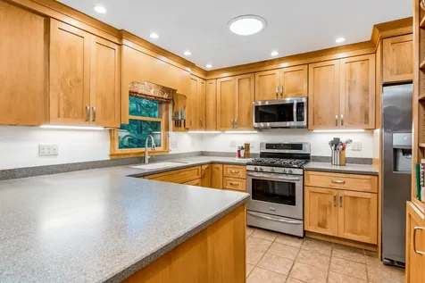 267 Biscayne Heights Colchester VT 05446