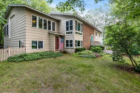 267 Biscayne Heights Colchester VT 05446