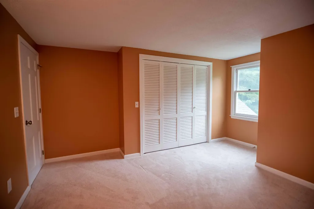 194 Knights Hill Road New London NH 03257