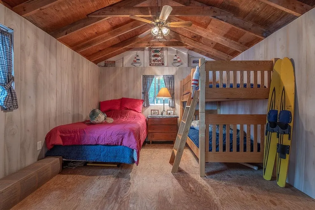 144 Beech Island Strafford NH 03884