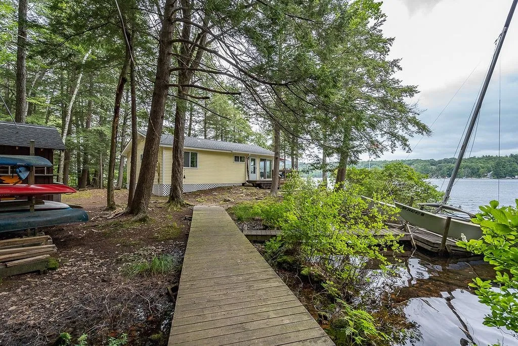 144 Beech Island Strafford NH 03884